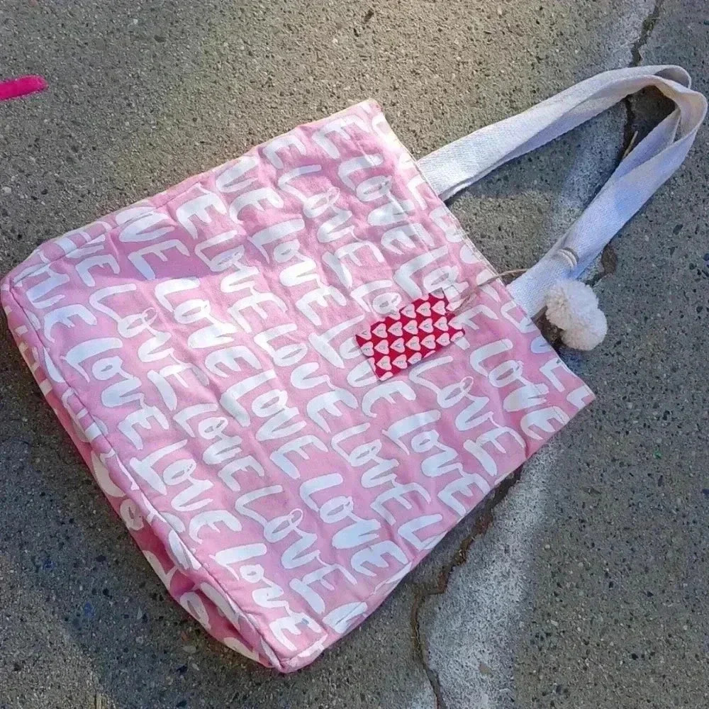 Reusable 🤍Love